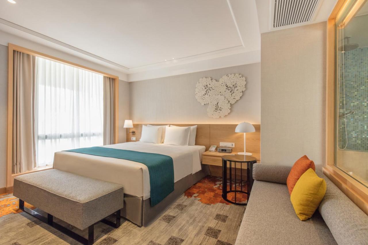 Holiday Inn Bangkok, An Ihg Hotel Εξωτερικό φωτογραφία