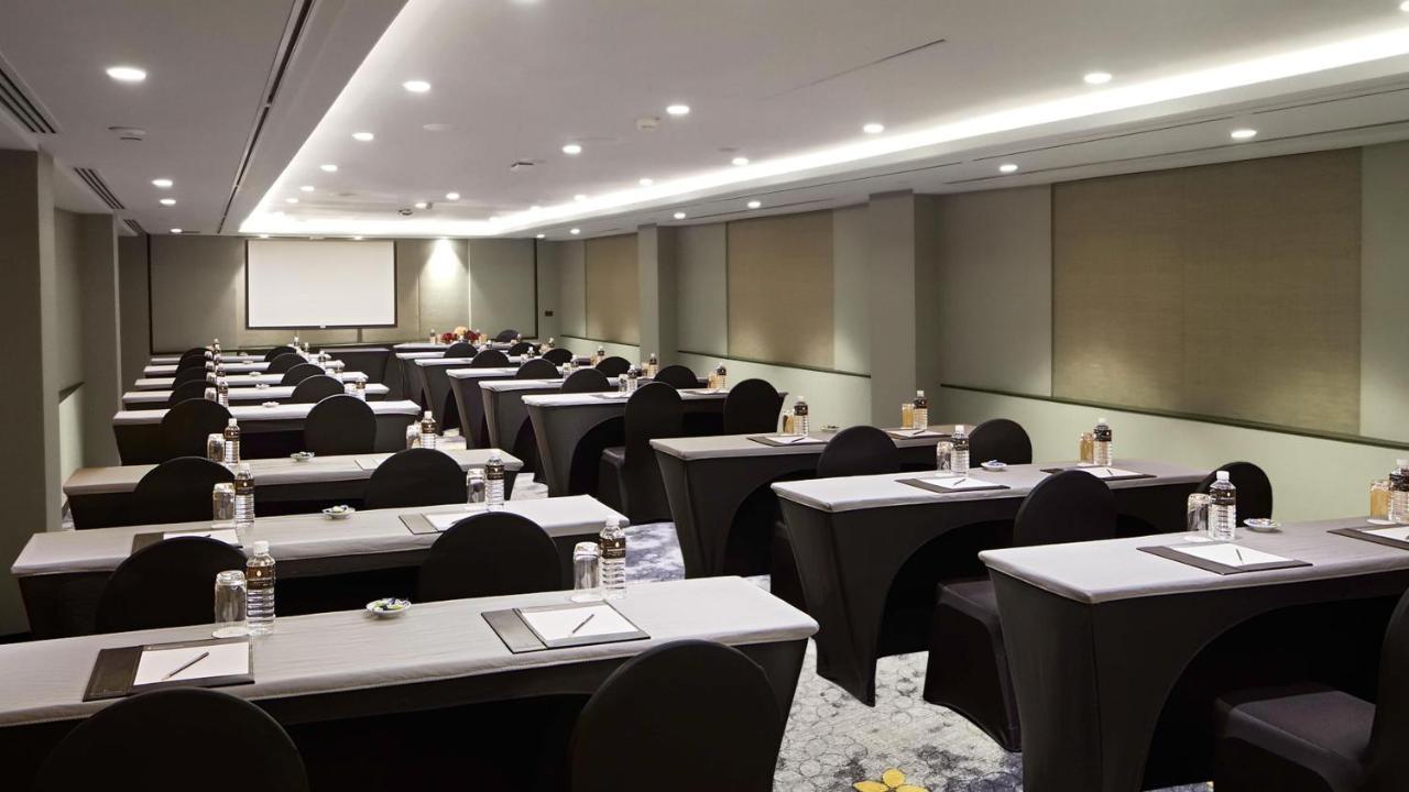 Holiday Inn Bangkok, An Ihg Hotel Εξωτερικό φωτογραφία