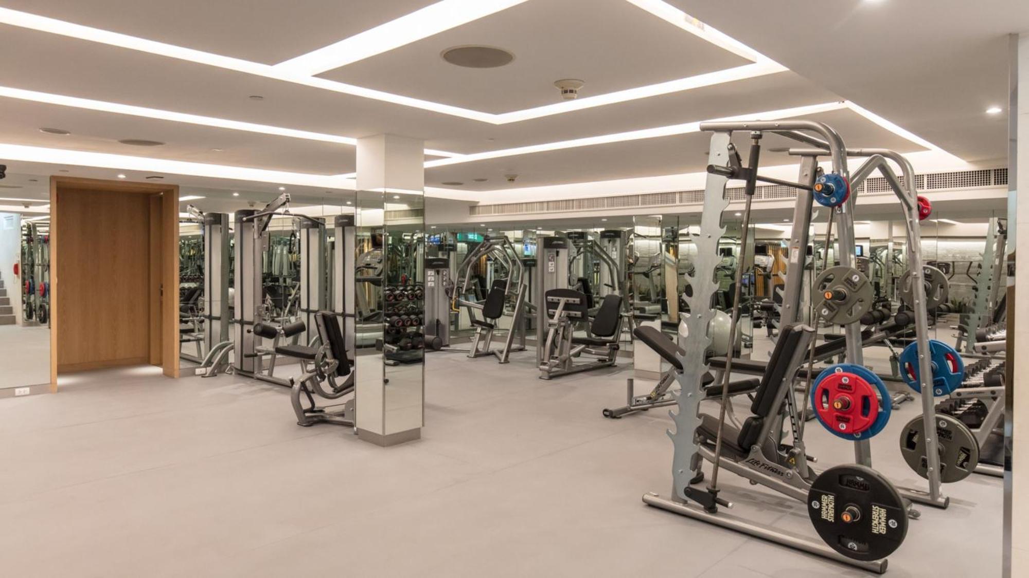 Holiday Inn Bangkok By Ihg Εξωτερικό φωτογραφία